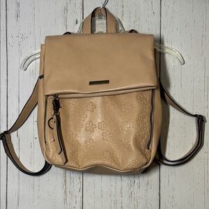 FRYE AND CO. Tan Floral Backpack